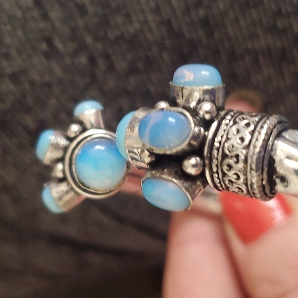 New Unique Milky Opal Silver Cuff Bracelet. - Picture 6 of 12